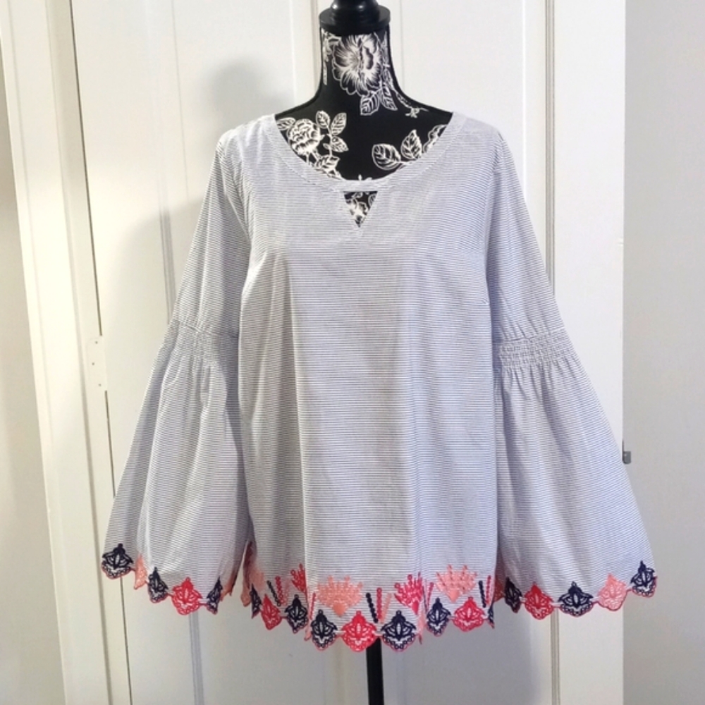 🌺Crown & Ivy🌺 - Embroidered Bell Sleeve Stripe Top